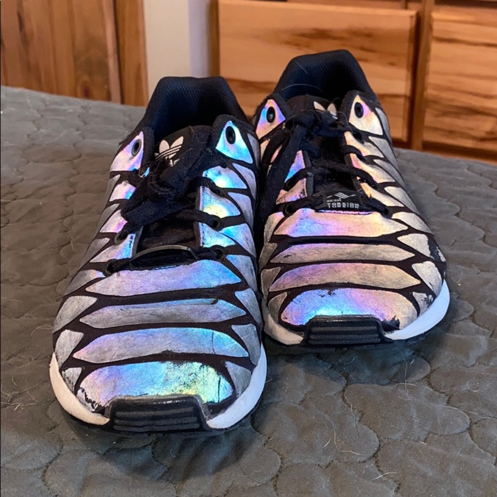 Reflective Adidas - Picture 3 of 5